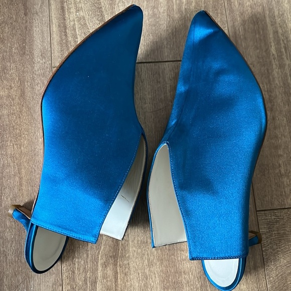 Tibi Jase Mules Kitten Heel Satin Pointed Toe Cut Out Oxford Blue Size 37 (7) - Picture 7 of 8